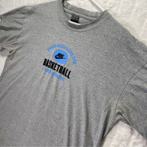 VTG Y2K Nike Basketball Embroidered Since Seven One Gray T-shirt Men’s Size L